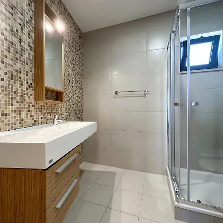 V4, Jardins Branqueira7 Near Beach, Albufeira