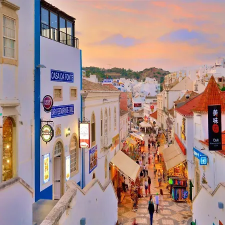 V4, Jardins Branqueira7 Near Beach,